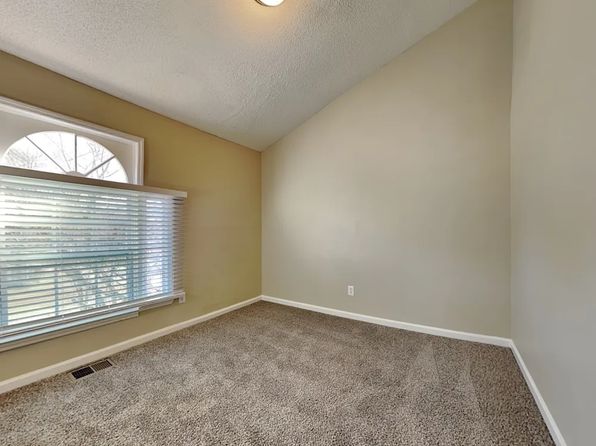 2450 Boone Ct