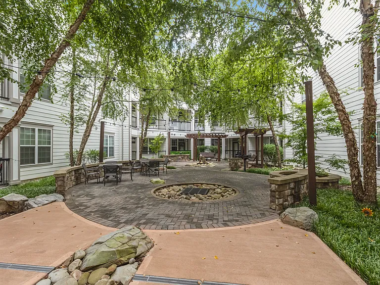 Cantare at Indian Lake Village — Photo 12