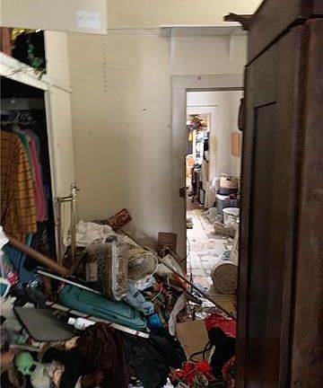3rd image of 2616 Dauphine St