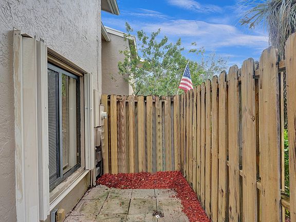 3rd image of 5186 S University Drive #5186