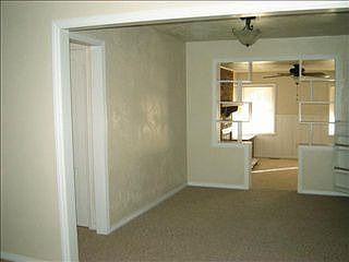 4th image of 738 SW 51st St