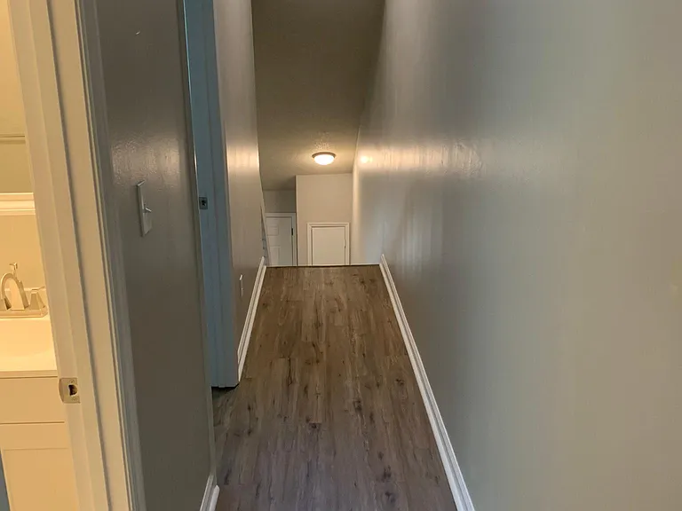 1798 Falconcrest Dr — Photo 27