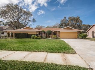 2216 Toniwood Ln, Palm Harbor, FL 34685