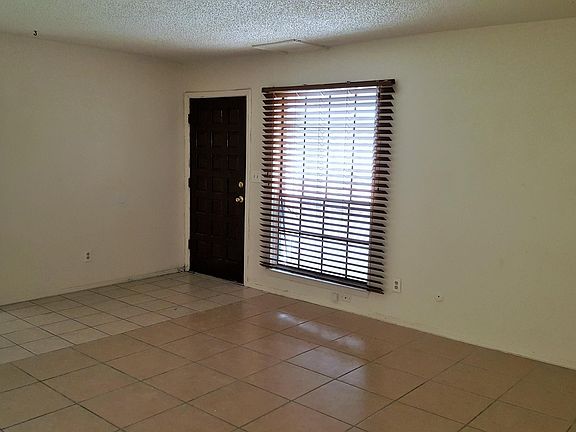 5th image of 6611 Dawn Dr APT B