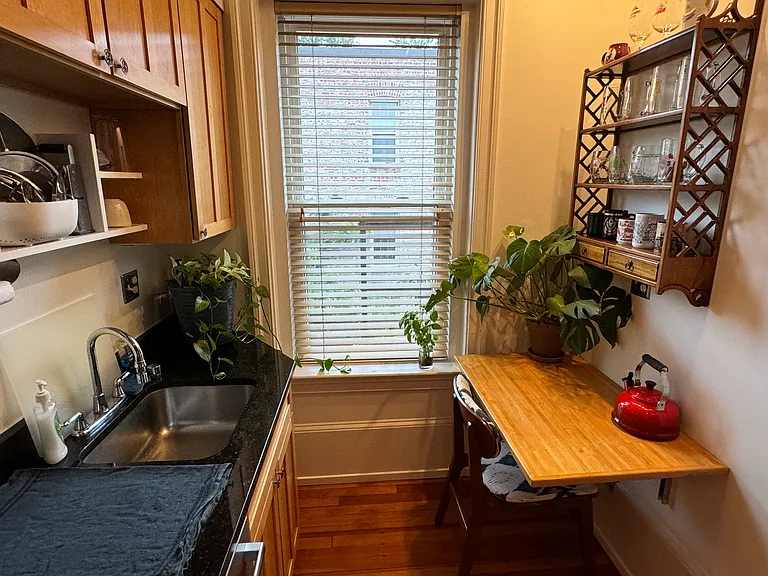 3155 Mount Pleasant St NW #306 — Photo 9