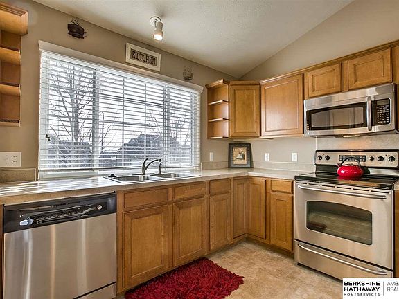 5th image of 6202 S 191st Ter
