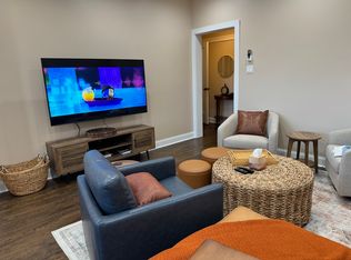 4819 Wright Ter APT 2, Skokie, IL 60077