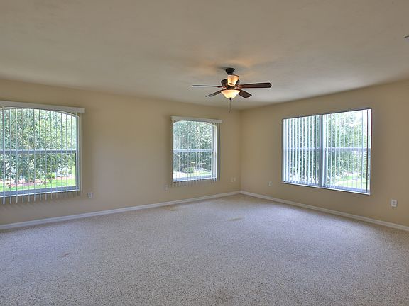 4th image of 786 Sterling Chase Dr