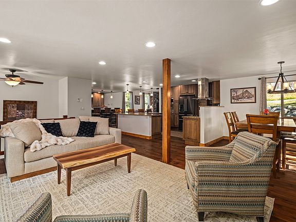 3rd image of 16 Woods Drive