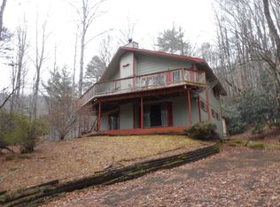 335 Mountain Air Rd, Franklin, NC 28734