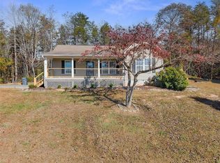 39 E Point Dr, Dahlonega, GA 30533