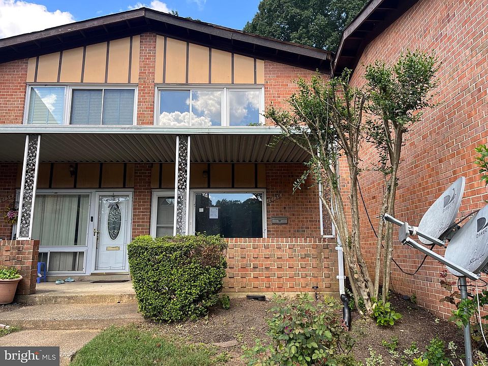 1st image of 10136 Fair Woods Dr