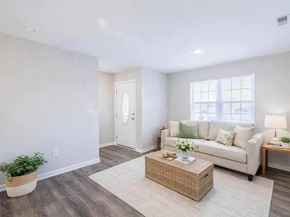 Blue Ridge Luxury Townhomes, 7 Clarkway Dr, Verona, VA 24482