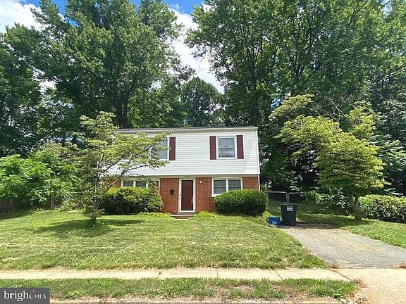 2nd image of 3634 Freemont Pl
