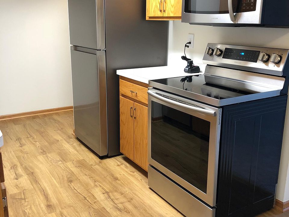 1st image of 401 E Burnsville Pkwy APT 135