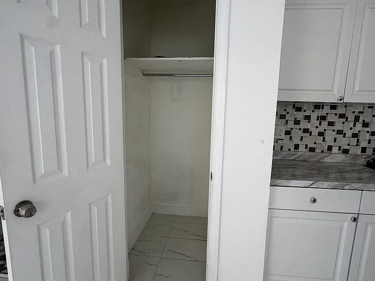 2690 SW 24th Ter #2 — Photo 4