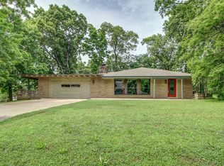 301 Tanglewood Dr, Tahlequah, OK 74464
