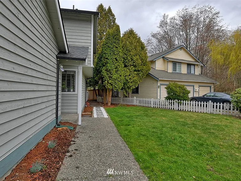 18430 20th Dr SE — Photo 15
