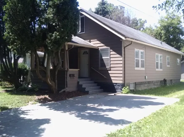 204 S Francis Ave, Lansing, MI 48912