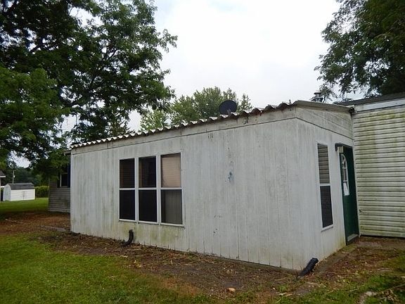 3rd image of 10 Lapidary Ln