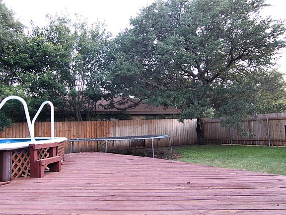 5th image of 10404 Loring Dr