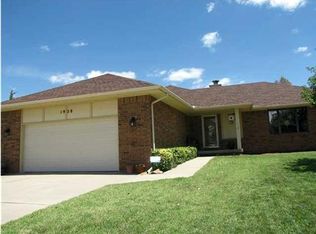 1928 S Cooper Ct, Wichita, KS 67207