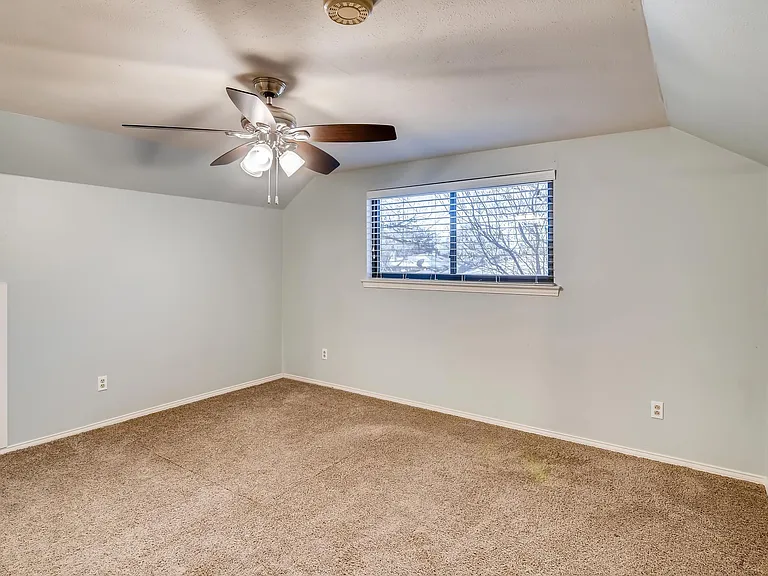 1724 Westridge Dr — Photo 31