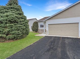 1548 Chartreux Ave, Shakopee, MN 55379