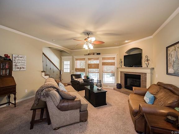 4th image of 22537 Riverwood Ct