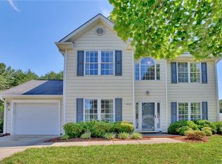 5800 Highland Grove Dr, Summerfield, NC 27358