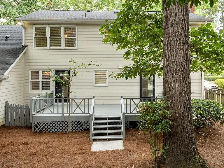 2621 Sawmill Rd — Photo 37