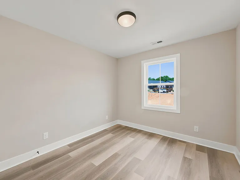126 Luke Ct — Photo 25