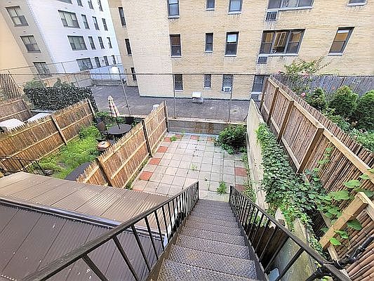 2nd image of 135 E 17th St #2GG