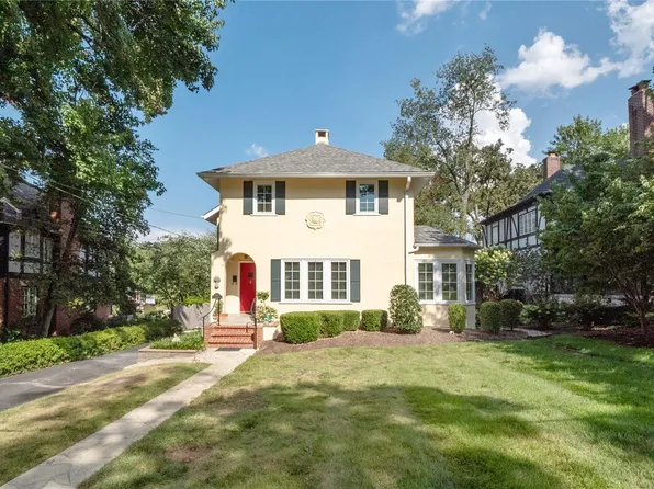 114 Parkland Ave, Saint Louis, MO 63122