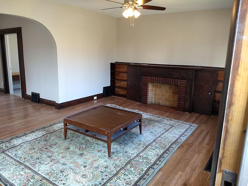 1st image of 1527 Hayes Ave APT 1