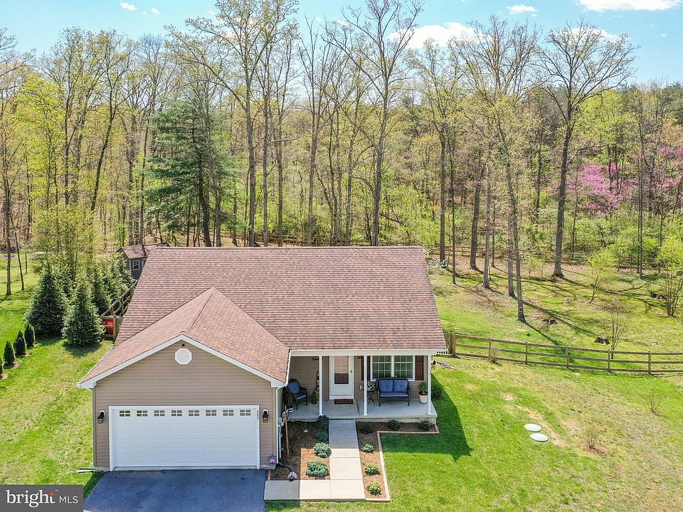 342 Executive Way, Hedgesville, WV 25427 MLS WVBE2018212 Zillow