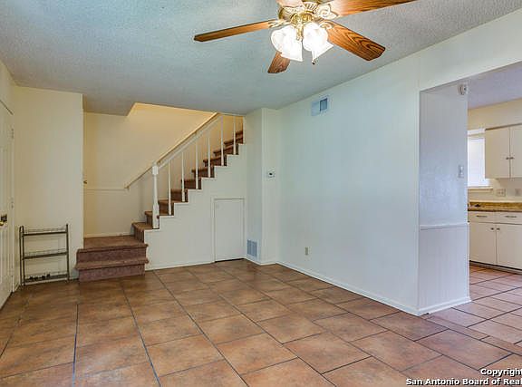 4th image of 125 W Silver Sands Dr #0