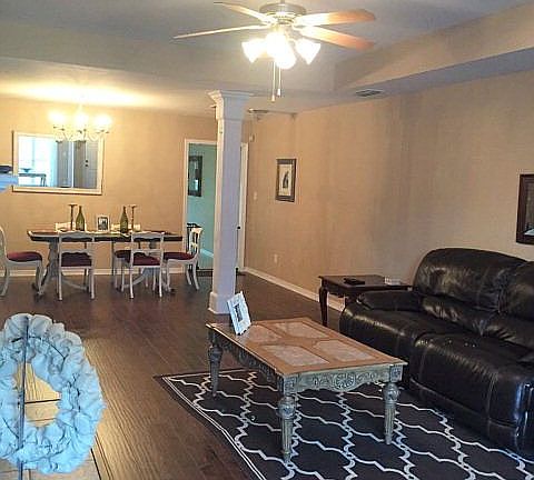 3rd image of 9204 Huckleberry Dr