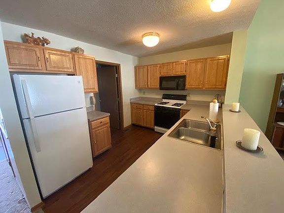 3rd image of 1062 Acorn Bay Dr