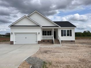 50 Maxwell Farm Ln, Selma, NC 27576