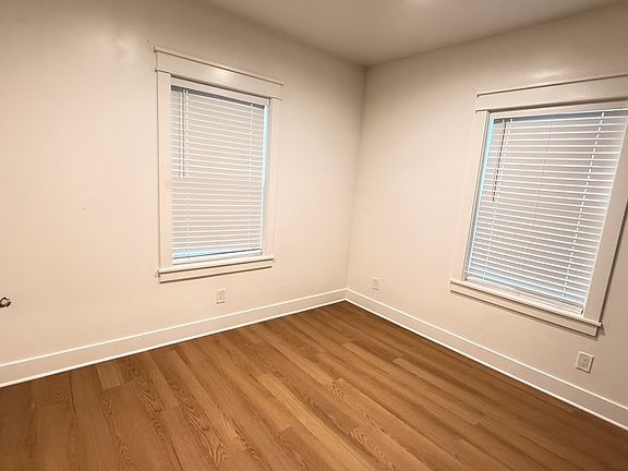 5th image of 72 Commercial St Unit 3