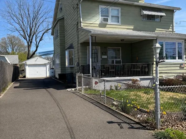 921 Simons Ave, Bensalem, PA 19020