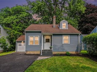 274 Newton Rd, Rochester, NY 14626