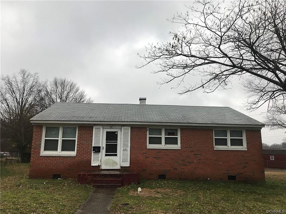 2nd image of 2301 Redwood Ave