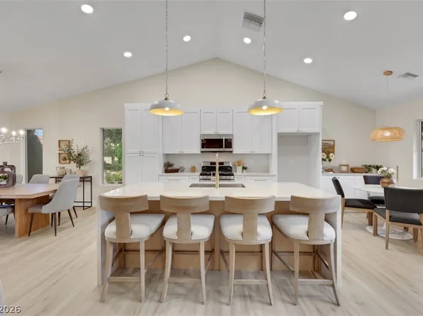9024 Villa Ridge Dr, Las Vegas, NV 89134