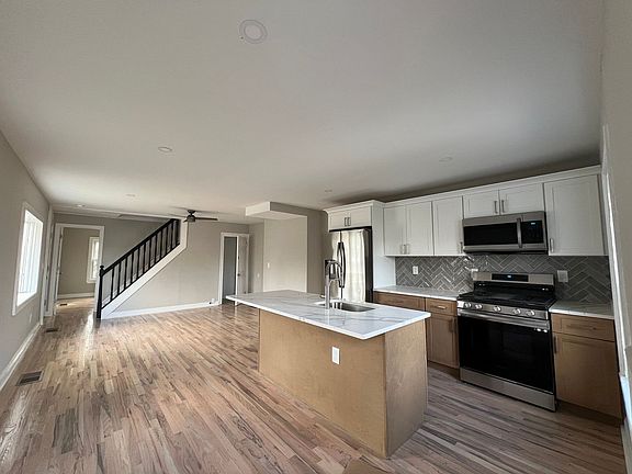 2nd image of 18-32 Washington Ave #30