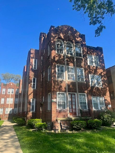 1st image of 10535 S Hale Ave #3W