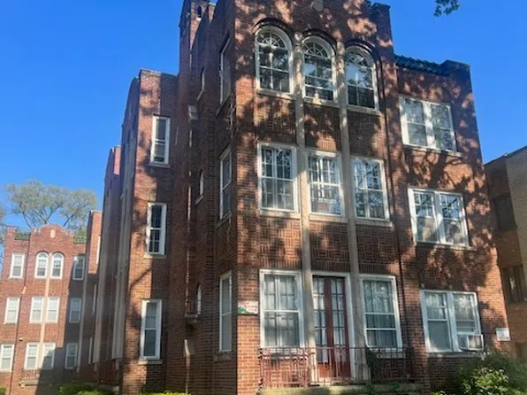 10535 S Hale Ave #3W, Chicago, IL 60643