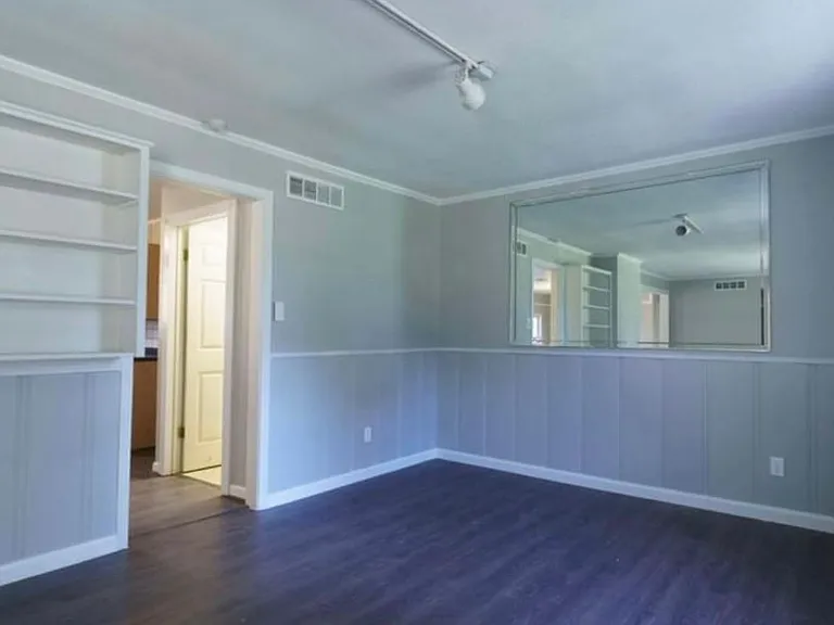 2802 Tryon Rd — Photo 5
