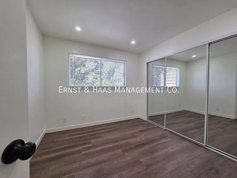 6673 Hammond Ave #G — Photo 14
